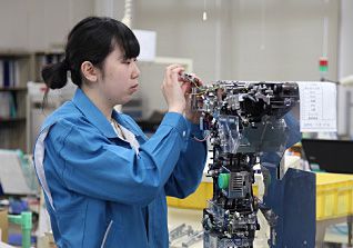 高い信頼性が必要な精密機器の生産を安心して任せられる会社がない！