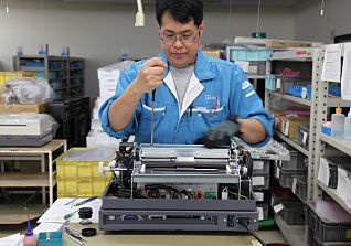 業務用の特殊な装置なので、発注数に変動があるが対応してくれる会社がない！