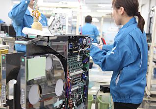 試作メーカーで作ったが、量産しようとしたら試作のような精度が出ない。